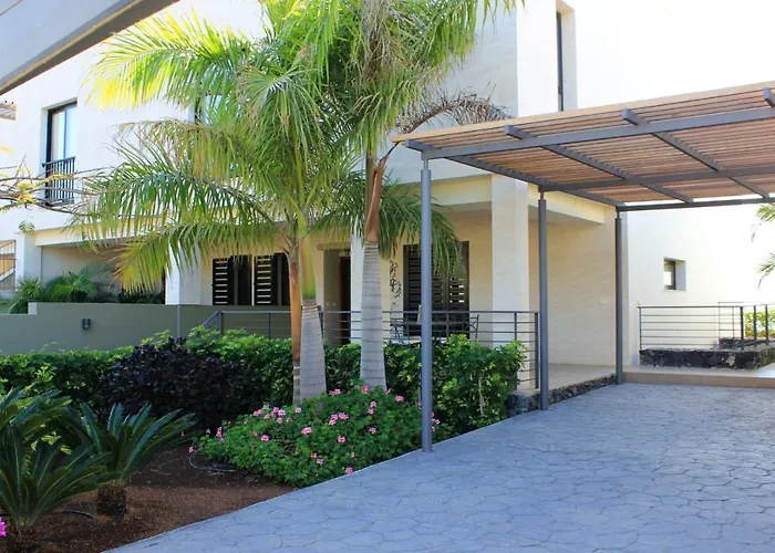 Luxury In + Pool Costa Adeje