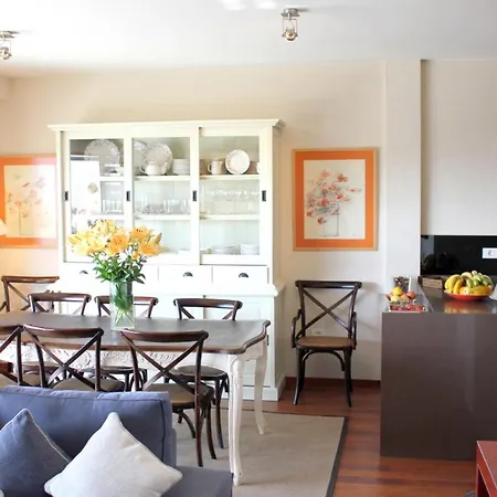 Luxury In + Pool וילה *